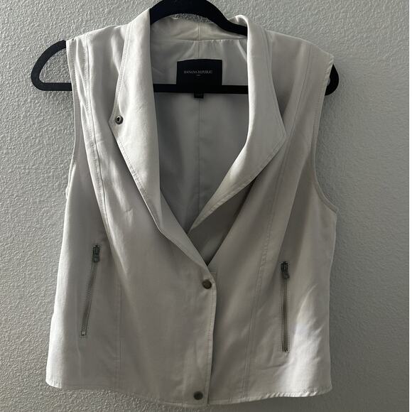 Banana Republic Women's Light Gray Sleeveless Drapey Vest Blazer Size 10P - Picture 3 of 10